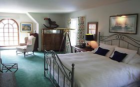 Miles River Guest House